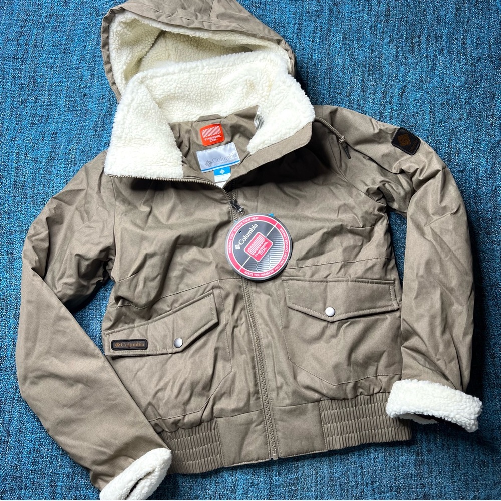 Columbia Beacon Brooke Fleece Lined Zip Up Jacket in Light Tan Brown